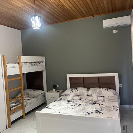 Vila Rafael Саранда Екстер'єр фото